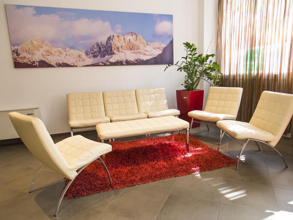 Hotel Regina Bolzano Esterno foto