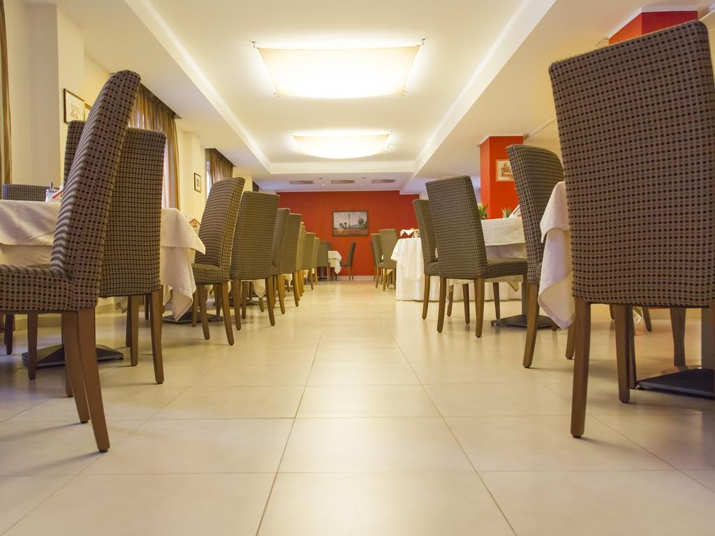 Hotel Regina Bolzano Esterno foto