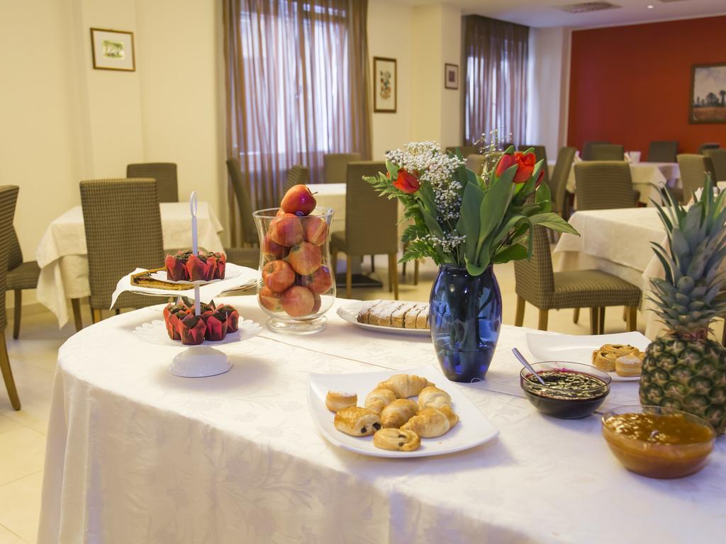 Hotel Regina Bolzano Esterno foto